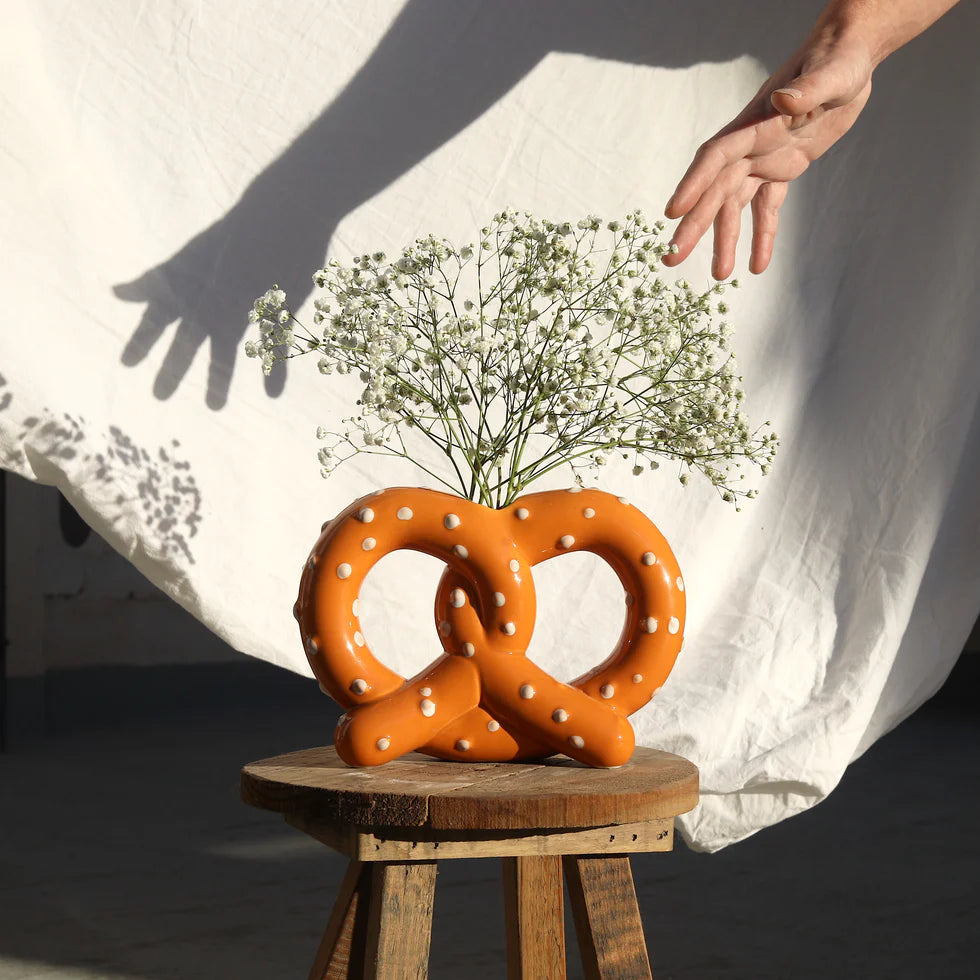 Fluid Market Pretzel Vase